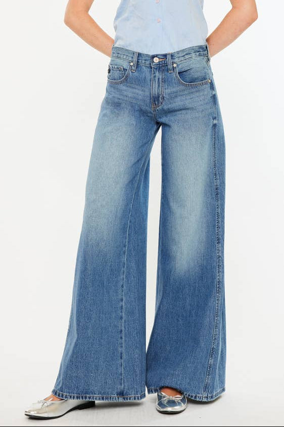 Kan Can Super Wide Leg Jeans